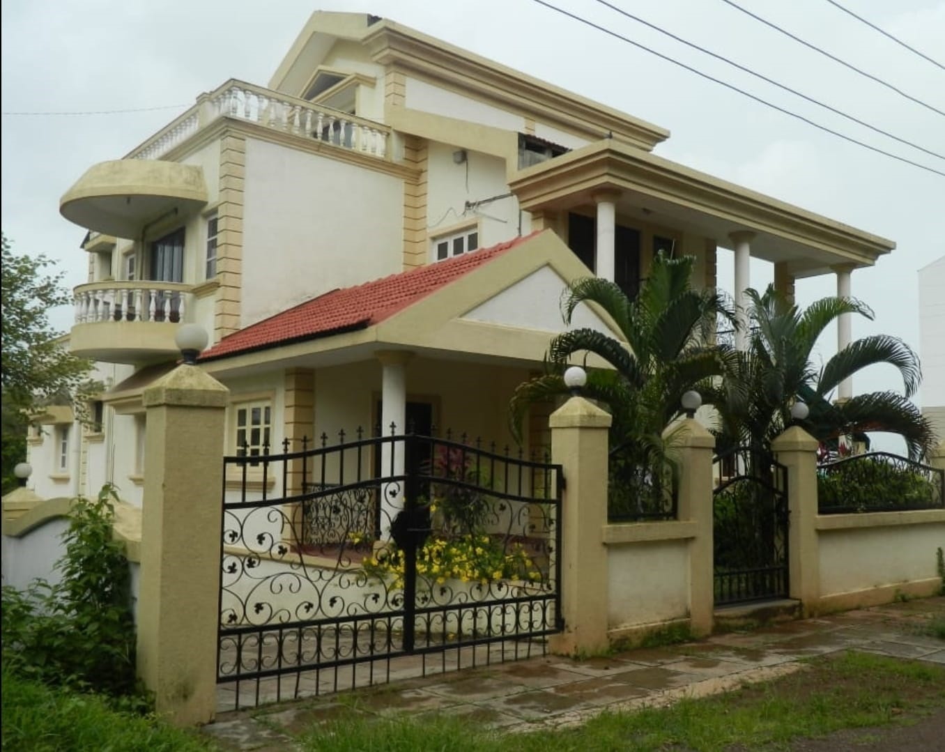 Modern 4bhk Villa for sale in Dona Paula